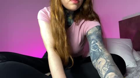 Mary     X TechnoElfff  INST    fansly kissmary online show from 4, 4, 2026