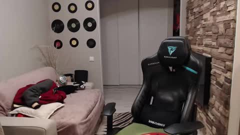 Snapshot of teddy_mode chatting on 29, 11, 2025 Teddy online show from 29, 11, 2025