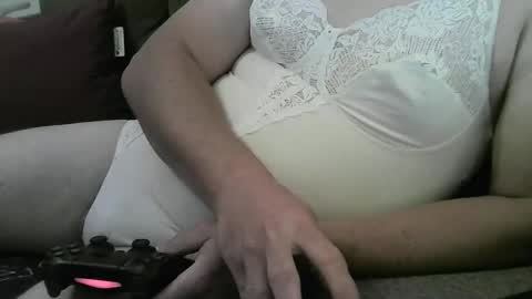 Chris online show from 16, 9, 2025