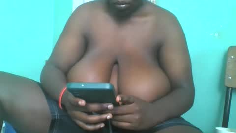 teezzy33 online show from 20, 2, 2026