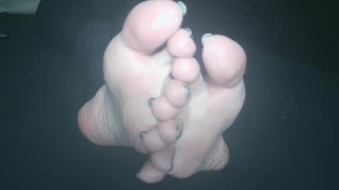 Viv West online show from 3, 1, 2025