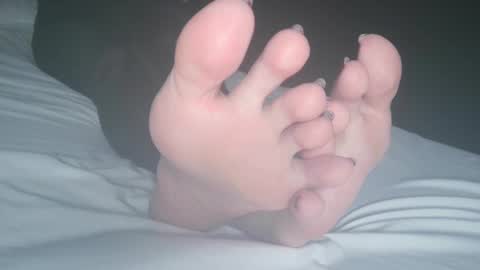 Viv West online show from 20, 2, 2025