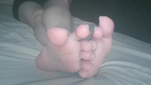 Viv West online show from 5, 3, 2025