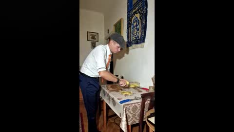 Snapshot of telepaticman chatting on 9, 10, 2025 Virg Lszl online show from 9, 10, 2025