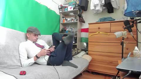 Snapshot of telepaticman chatting on 12, 10, 2025 Virg Lszl online show from 12, 10, 2025