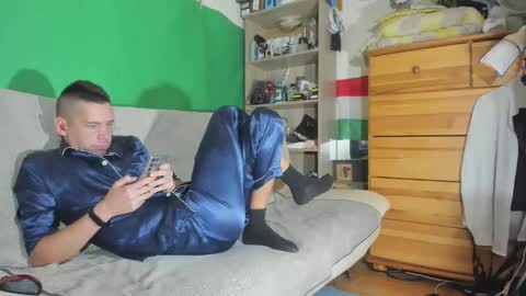 Snapshot of telepaticman chatting on 4, 11, 2025 Virg Lszl online show from 4, 11, 2025