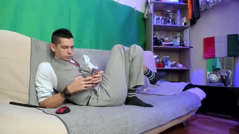 Snapshot of telepaticman chatting on 30, 11, 2025 Virg Lszl online show from 30, 11, 2025