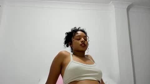 Snapshot of teles10 chatting on 3, 2, 2025 Teles2023 online show from 3, 2, 2025