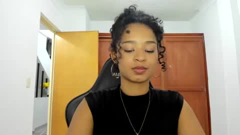 Snapshot of teles10 chatting on 18, 2, 2025 Teles2023 online show from 18, 2, 2025