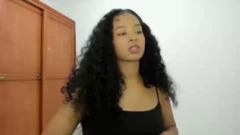 Snapshot of teles10 chatting on 30, 9, 2025 Teles2023 online show from 30, 9, 2025