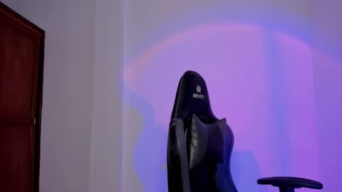 Snapshot of teles10 chatting on 31, 10, 2025 Teles2023 online show from 31, 10, 2025