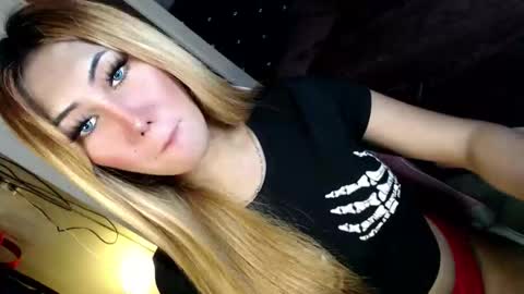 Im Dianna DONT FORGET TO FOLLOW ME   online show from 27, 9, 2025