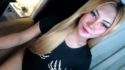 Im Dianna DONT FORGET TO FOLLOW ME   online show from 9, 1, 2026