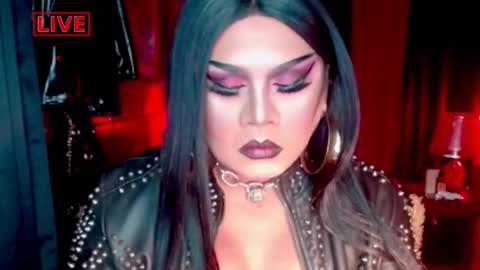 Snapshot of temptress_cocoxxx chatting on 18, 4, 2026 Mistress Coco online show from 18, 4, 2026