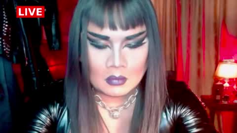 Snapshot of temptress_cocoxxx chatting on 25, 4, 2026 Mistress Coco online show from 25, 4, 2026