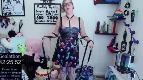 Pixie and Tentacle Overlord online show from 6, 11, 2025