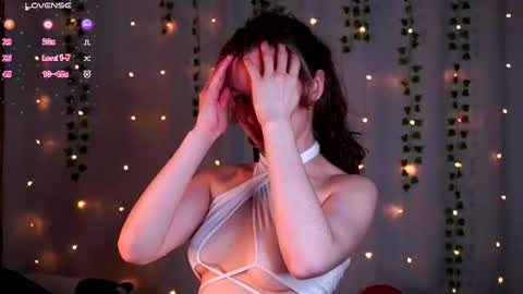 Snapshot of tender__beauty chatting on 15, 7, 2026 Hey Im Aneta online show from 15, 7, 2026