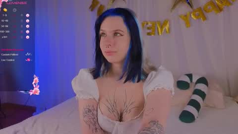  Sue  online show from 15, 12, 2025