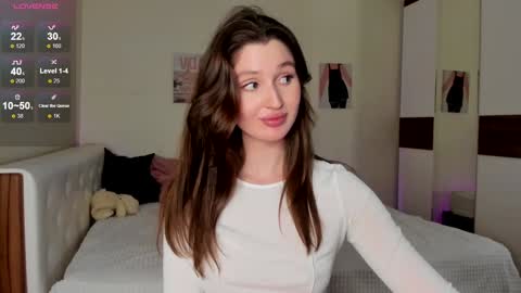 Snapshot of tender_babyy chatting on 6, 12, 2024 Sexy girl Li online show from 6, 12, 2024