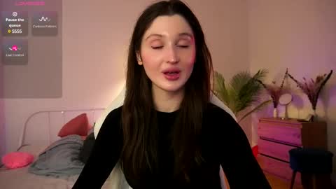 Snapshot of tender_babyy chatting on 11, 3, 2025 Sexy girl Li online show from 11, 3, 2025