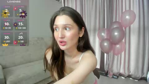 Snapshot of tender_babyyy chatting on 9, 6, 2026 Amina online show from 9, 6, 2026