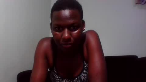 Snapshot of tenderbree chatting on 5, 11, 2025 tenderbree online show from 5, 11, 2025