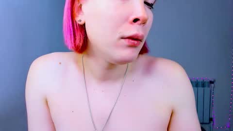 Snapshot of tenebrise chatting on 11, 10, 2025 Kira online show from 11, 10, 2025