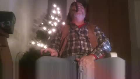 Snapshot of tennredneck chatting on 23, 12, 2024 Tennredneck online show from 23, 12, 2024