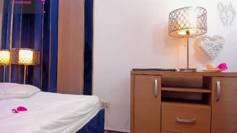 Snapshot of tenny_shy chatting on 13, 7, 2026 TennyShy online show from 13, 7, 2026