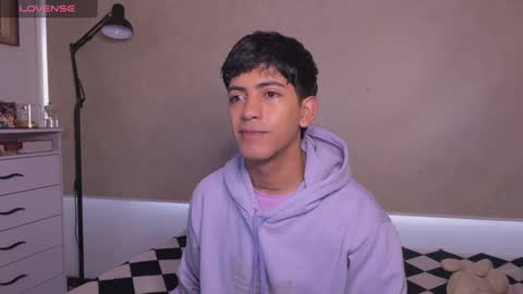 Snapshot of teobuff chatting on 18, 11, 2025 teo browny online show from 18, 11, 2025