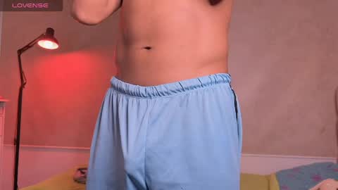 Snapshot of teobuff chatting on 8, 6, 2026 teo browny online show from 8, 6, 2026
