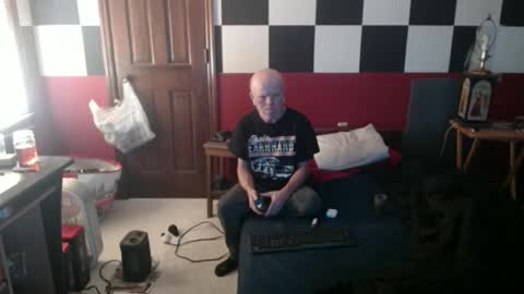 Snapshot of terdy2366 chatting on 24, 12, 2024 terdy2366 online show from 24, 12, 2024