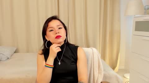 Snapshot of teresejara chatting on 28, 10, 2025 Ellie online show from 28, 10, 2025