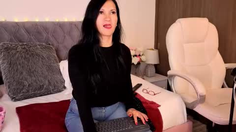 Snapshot of ternura_prohibida chatting on 9, 2, 2026 Emily online show from 9, 2, 2026