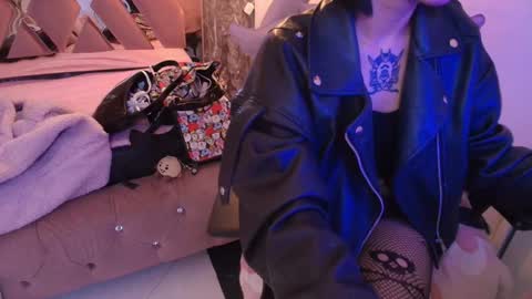 Terra Elowen online show from 11, 2, 2026