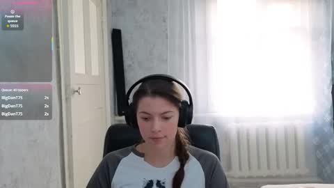 Anny Simpson online show from 25, 11, 2025