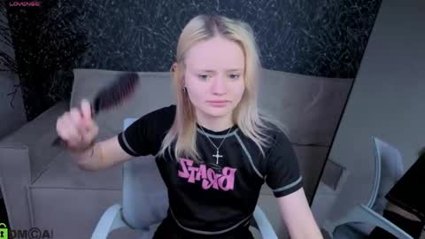 Tessa online show from 25, 4, 2026