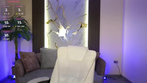 Snapshot of tessaafox chatting on 7, 11, 2025 Tessa Fox online show from 7, 11, 2025