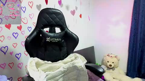 Snapshot of tessawhisnton chatting on 24, 6, 2026 Tessy online show from 24, 6, 2026