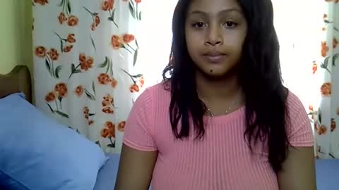 Snapshot of tessmia chatting on 16, 4, 2026 tessmia online show from 16, 4, 2026