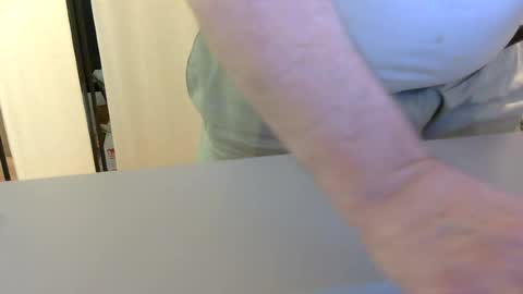 Test the Chat online show from 3, 8, 2026