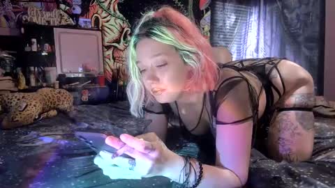 Snapshot of texaspregogrllll chatting on 8, 10, 2025 TEXASGIRLLLL online show from 8, 10, 2025