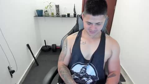 Snapshot of teylor_fel chatting on 17, 2, 2025 Teylor Fel online show from 17, 2, 2025