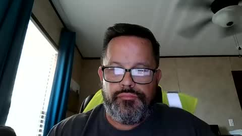 tgchkn86 online show from 12, 9, 2025