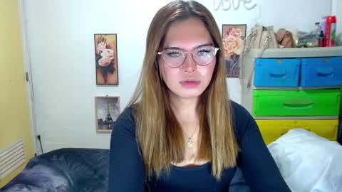 tgirlselena online show from 7, 10, 2025