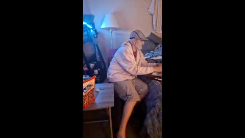 Snapshot of tgrizzthestarseed chatting on 6, 4, 2026 tgrizzthestarseed online show from 6, 4, 2026