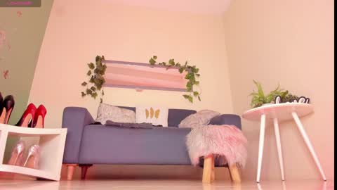 Thais online show from 4, 2, 2025