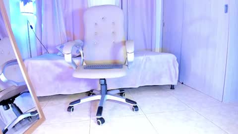 Thais online show from 5, 3, 2025