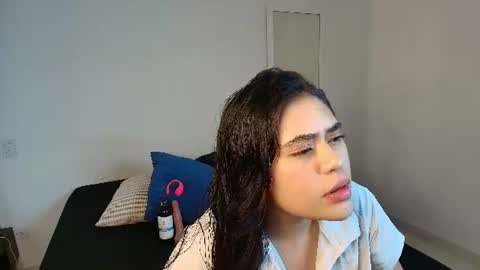 Snapshot of thaisadara24 chatting on 12, 7, 2026 T H A I S online show from 12, 7, 2026