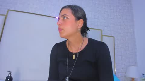 Snapshot of thalia888_ chatting on 1, 2, 2026 thalia888_ online show from 1, 2, 2026